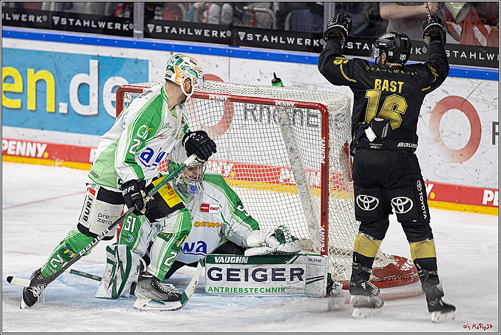 PENNY DEL;  Koelner Haie - Bietigheim Steelers; Koeln, 05.03.2023